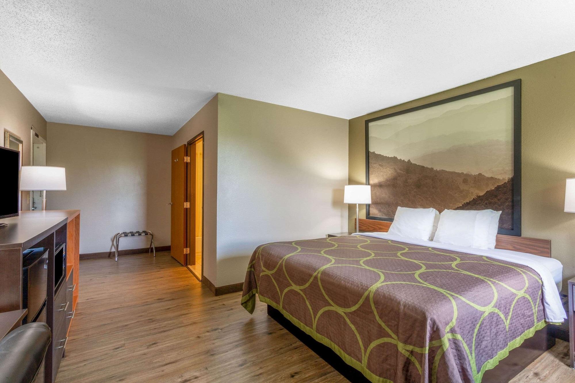 Super 8 By Wyndham Va Hotel 3*