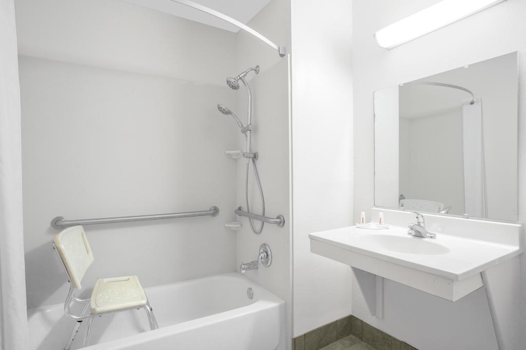 Super 8 By Wyndham Va Abingdon